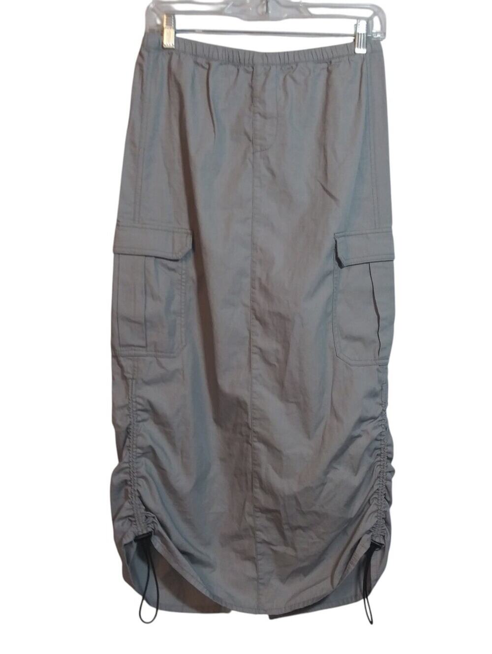 DIVIDED H&M Cargo Parachute Utility Midi Skirt in Slate Gray Size XS